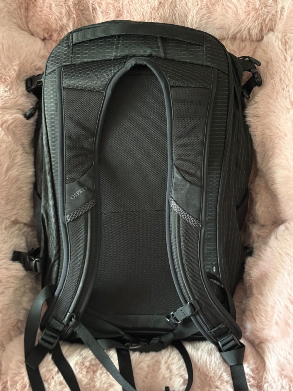 Osprey Nebula 32-Everyday TSA Laptop Backpack-Black - Picture 2 of 7